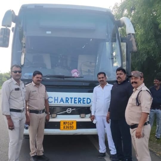 अवैध संचालित वाहनों के विरूद्ध विशेष प्रर्वतन अभियान प्रारंभ-आरटीओ