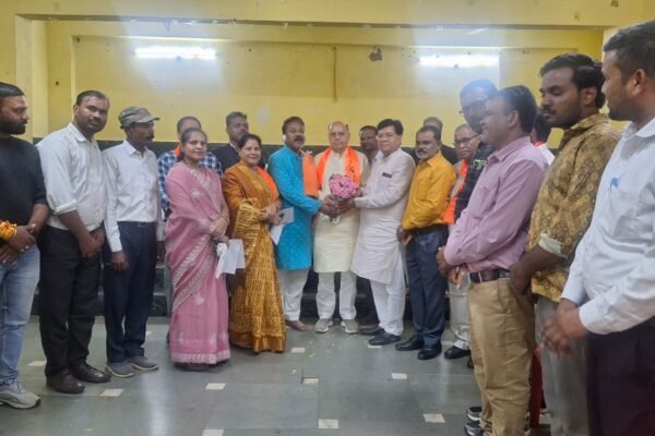 संगठन को मजबूत करने और सामाजिक उत्थान के कार्यों में तेजी लाने के लिए महत्वपूर्ण कदम है-विधायक लारिया