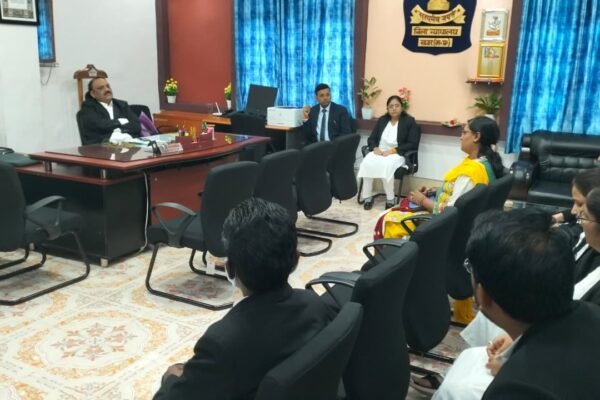 मीडिएशन फॉर द नेशन" (दिनांक 01 जुलाई, 2025 से 07 अक्टूबर, 2025) 90-दिवसीय विशेष अभियान के माध्यम से सागर जिले में लगभग कुल 250 एवं संपूर्ण प्रदेश में कुल 4,552 मामलों का सौहार्दपूर्ण ढंग से निपटारा