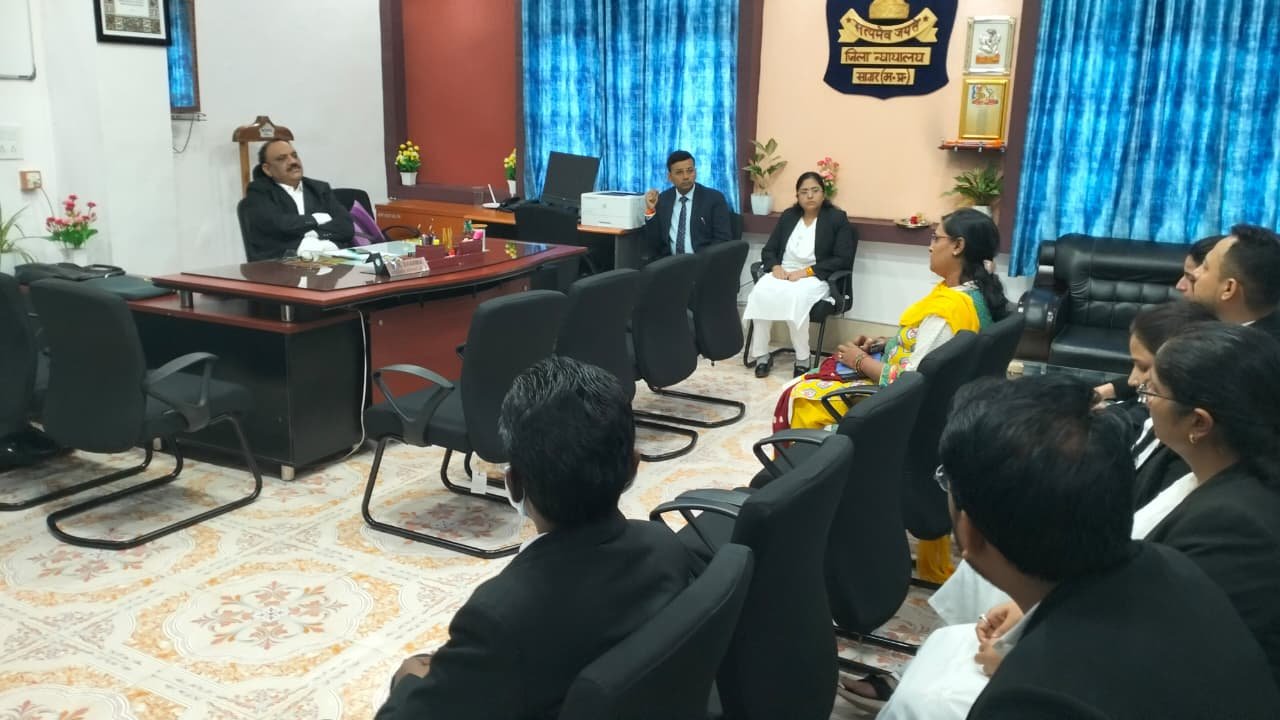 मीडिएशन फॉर द नेशन" (दिनांक 01 जुलाई, 2025 से 07 अक्टूबर, 2025) 90-दिवसीय विशेष अभियान के माध्यम से सागर जिले में लगभग कुल 250 एवं संपूर्ण प्रदेश में कुल 4,552 मामलों का सौहार्दपूर्ण ढंग से निपटारा