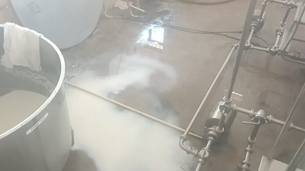 जिले में खाद्य पदार्थों की गुणवत्ता जांच जारी, दूध, तेल व आइसक्रीम के नमूने लिए गए