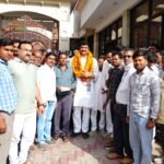 नगर परिषद बिलहरा के नवनियुक्त एल्डरमेन ने मंत्री श्री गोविंद सिंह राजपूत से की मुलाकात, पुष्पमालाओं से किया स्वागतमंत्री श्री राजपूत ने दी बधाई व शुभकामनाएं