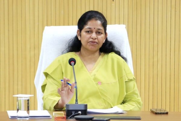 कार्य में प्रगति न लाने पर पांच जनगणना चार्ज अधिकारियों को कारण बताओं नोटिस जारी 