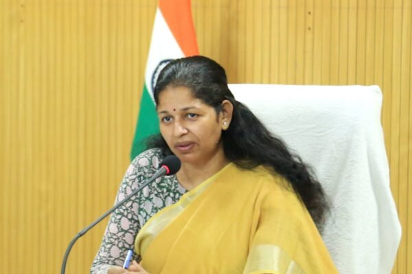 मकान सूचीकरण अवधि में अधिकारियों-कर्मचारियों के अवकाश पर प्रतिबंध