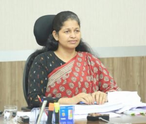 मोतीनगर स्थित नवीन बस स्टेण्ड के सुचारू संचालन हेतु कलेक्टर ने दिए निर्देश